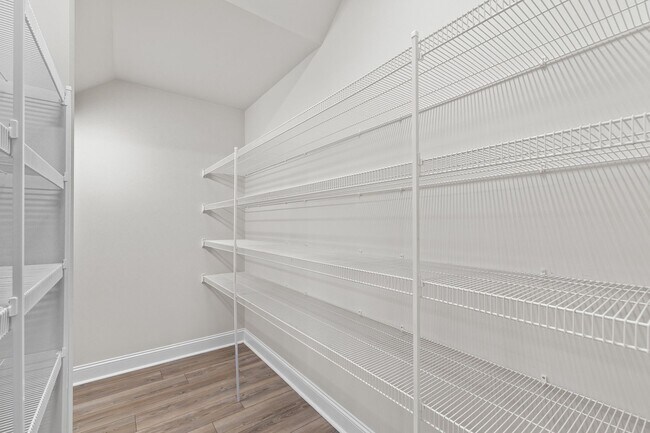 Building Photo - **Beautiful Wendell Home 3/2.5 W/ Fenced in Yard**