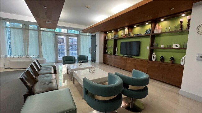 Building Photo - 55 SE 6th St