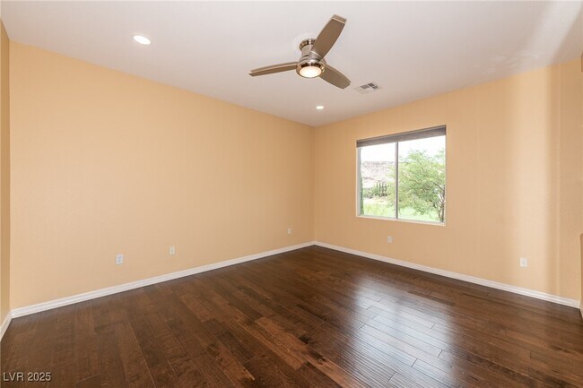 Building Photo - 2057 Orchard Mist St