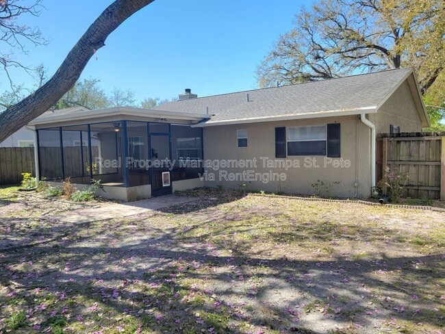 Building Photo - 11609 Shady Tree Pl