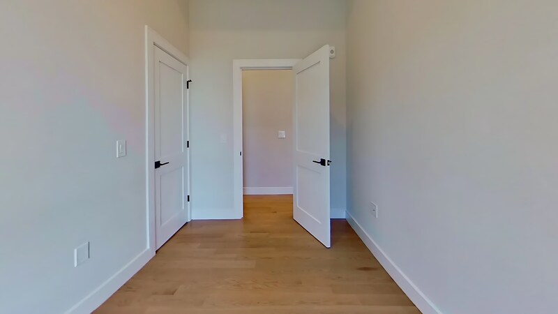 Building Photo - 11 Highgate St