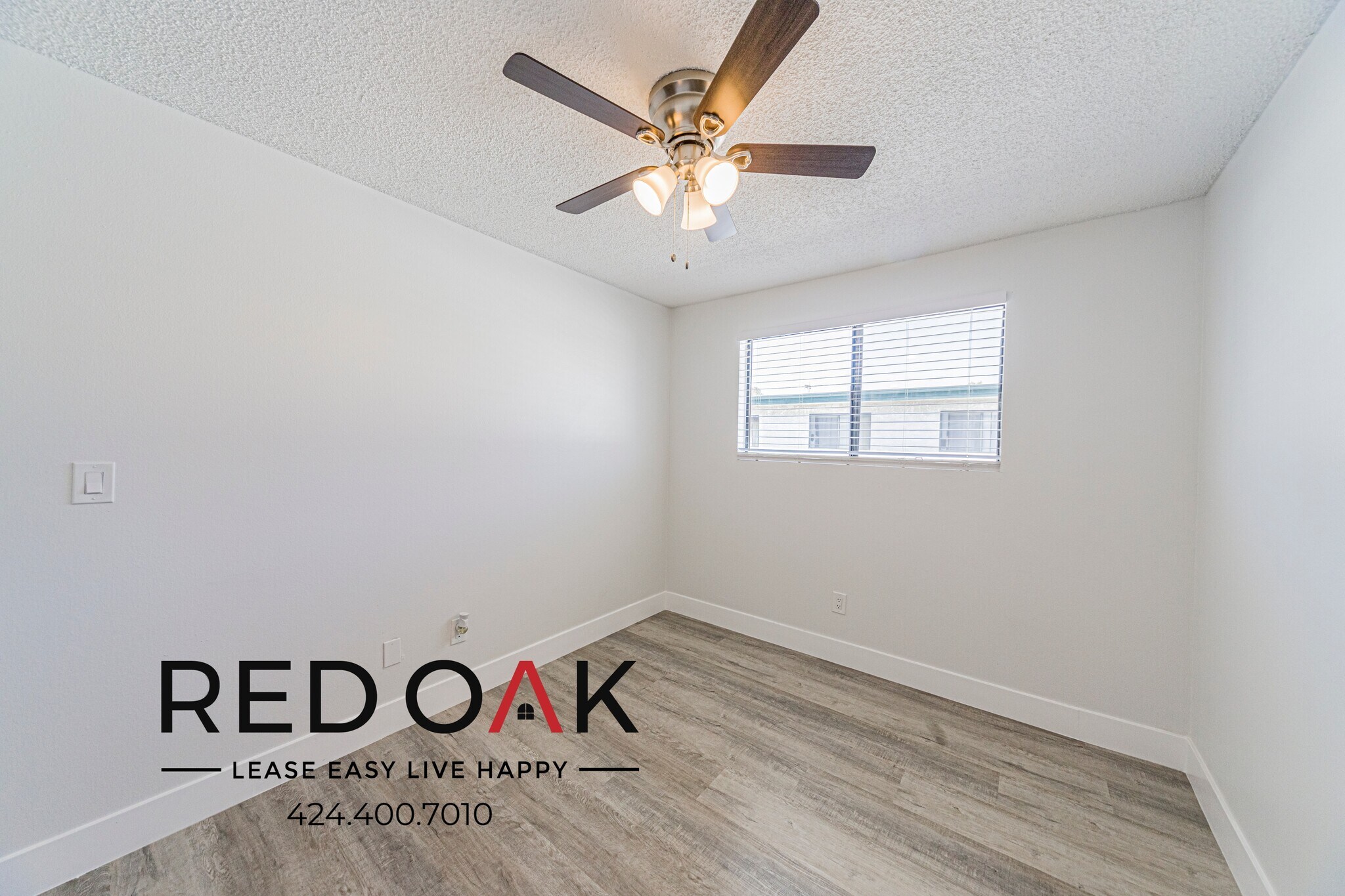 Building Photo - 12883 San Fernando Rd