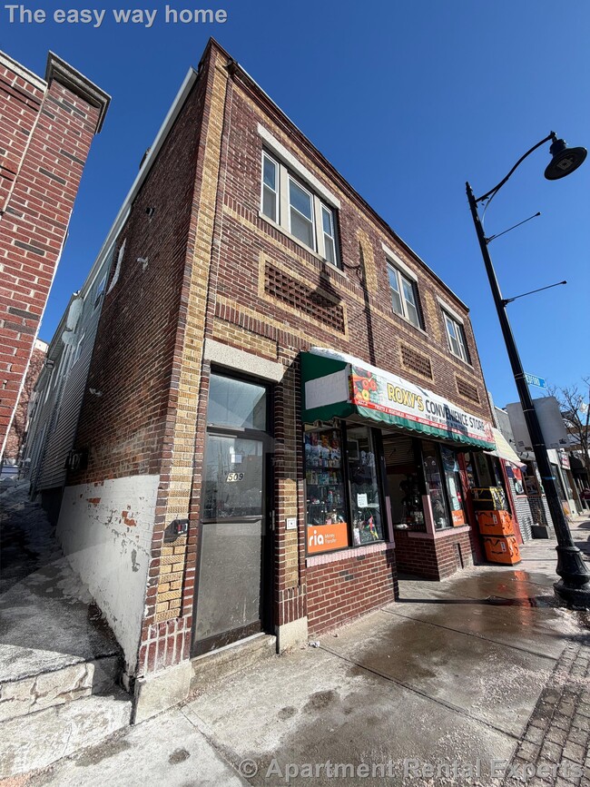 Building Photo - 509 Medford St