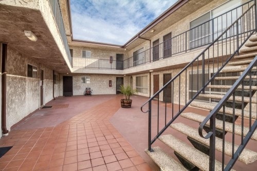 Building Photo - Corona del Norte