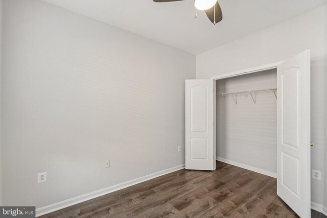 Building Photo - 5611 Hartfield Ave