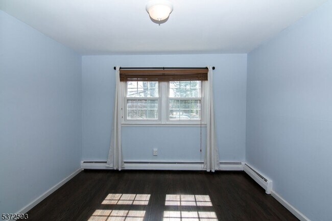 Building Photo - 39 Harrison Ave