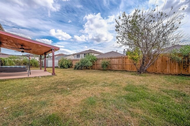 Building Photo - 9226 MacMillan Ln