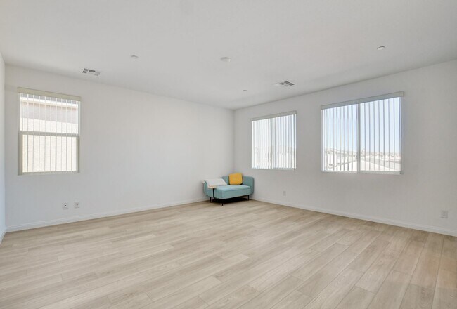 Building Photo - 10276 Thurso Ave