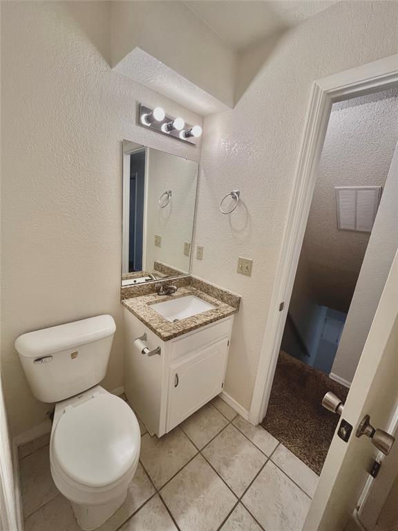 Building Photo - 1712 Jennifer Cir