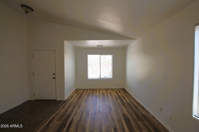Building Photo - 25735 W Elwood St