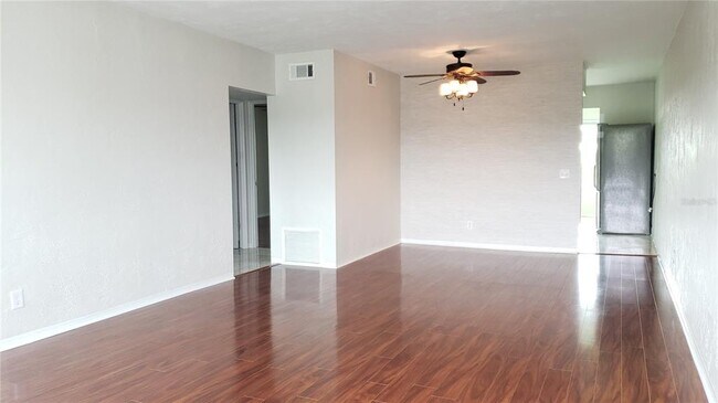 Building Photo - 2454 Australia Way E