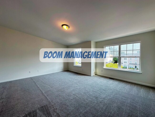 Building Photo - 331 Gilman Ln