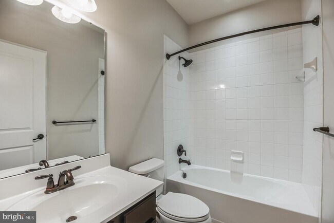 Building Photo - 8443 Clear Spring Dr