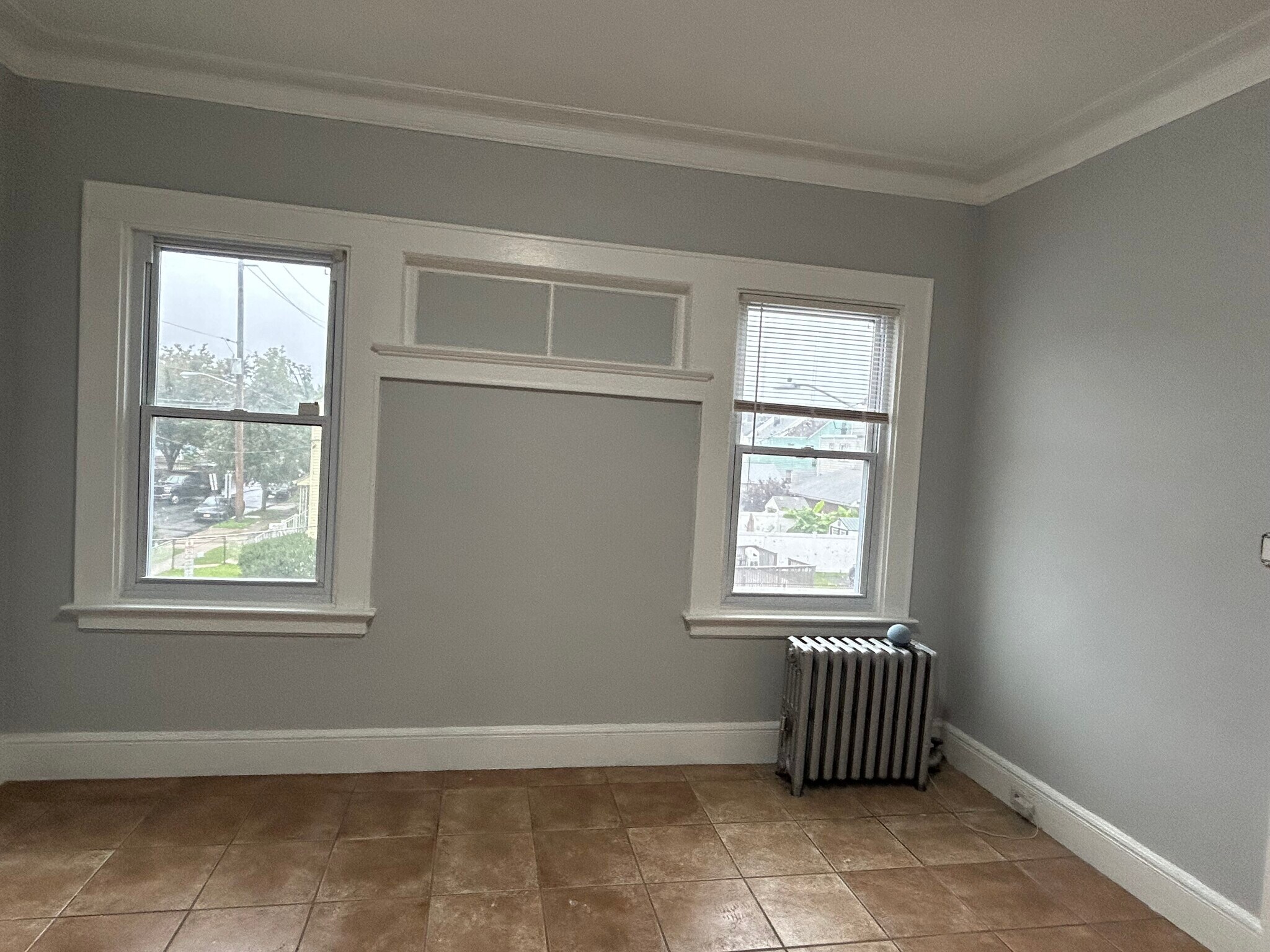 Warm natural lighting - 227 N 15th St