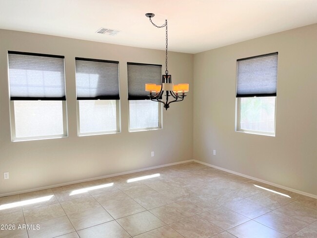 Building Photo - 441 N Ranger Trail