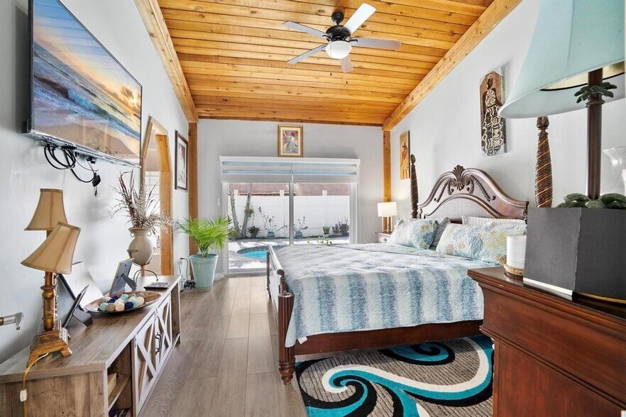 Building Photo - 8050 NW 47th Ct