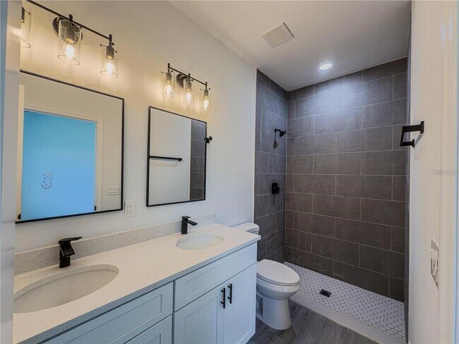 Building Photo - 14245 SW 28th Ct