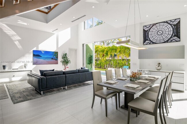 Building Photo - 2628 Marcinski Rd