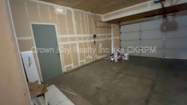 Building Photo - 4092 Memoir Ave