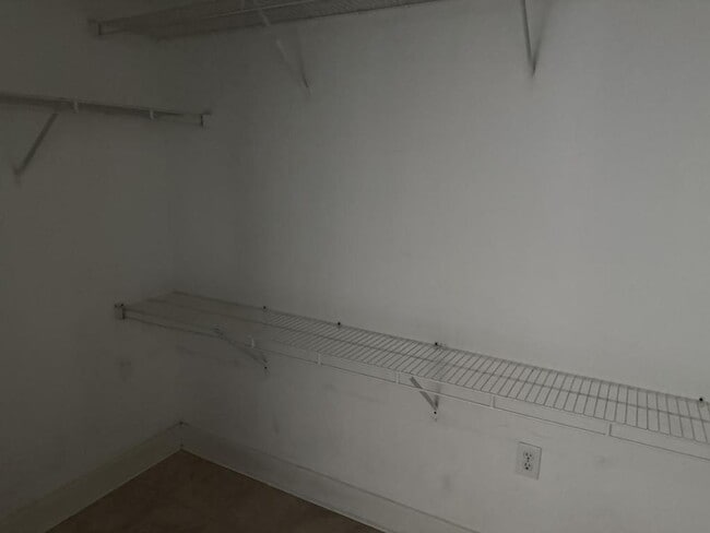 Building Photo - 2502 Live Oak St