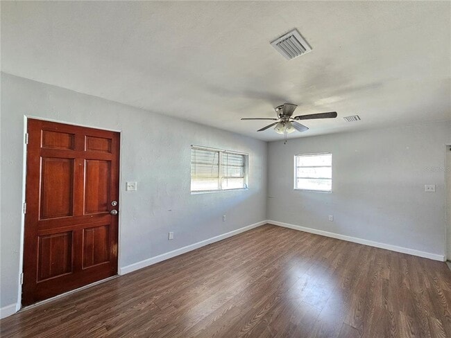 Building Photo - 3219 Decatur Ave