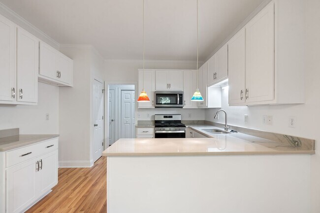 Building Photo - Pittsboro Three Bedroom Home with Large bonus August Availability!