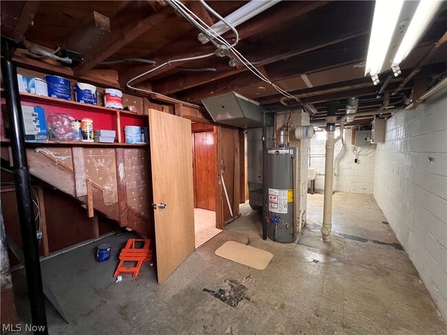 Building Photo - 3006 Torrington Ave