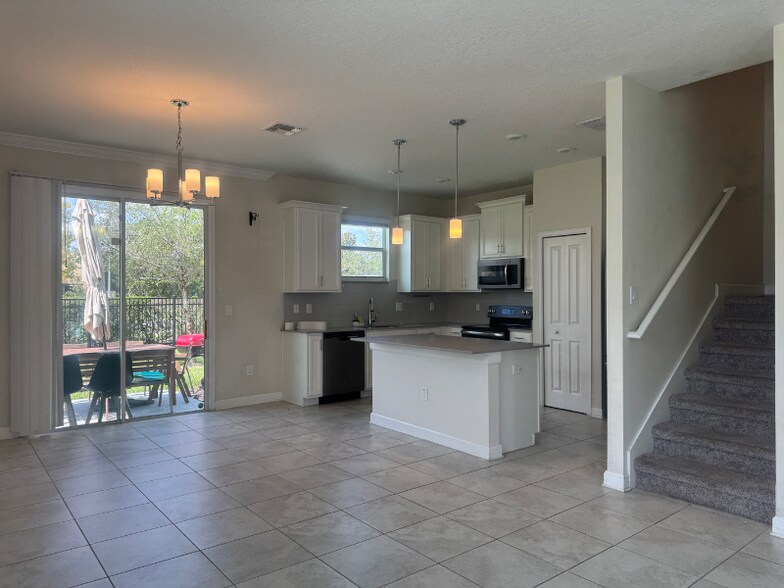 Building Photo - 4724 Tribute Trail