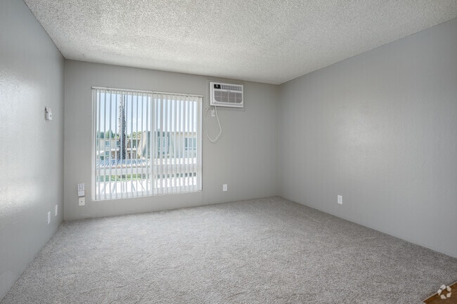 1BR, 1BA - 621SF - Living Room - Magnolia Place Apartments