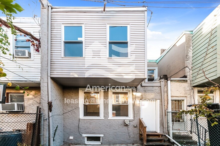 Building Photo - 515 N Allison St