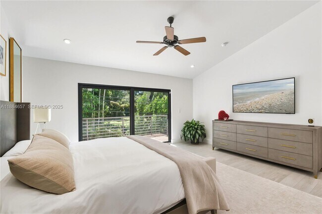 Building Photo - 3782 El Prado Blvd