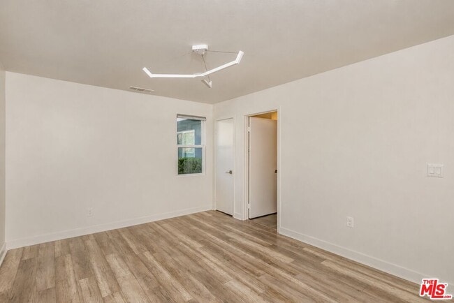 Building Photo - 2581 Arvia St
