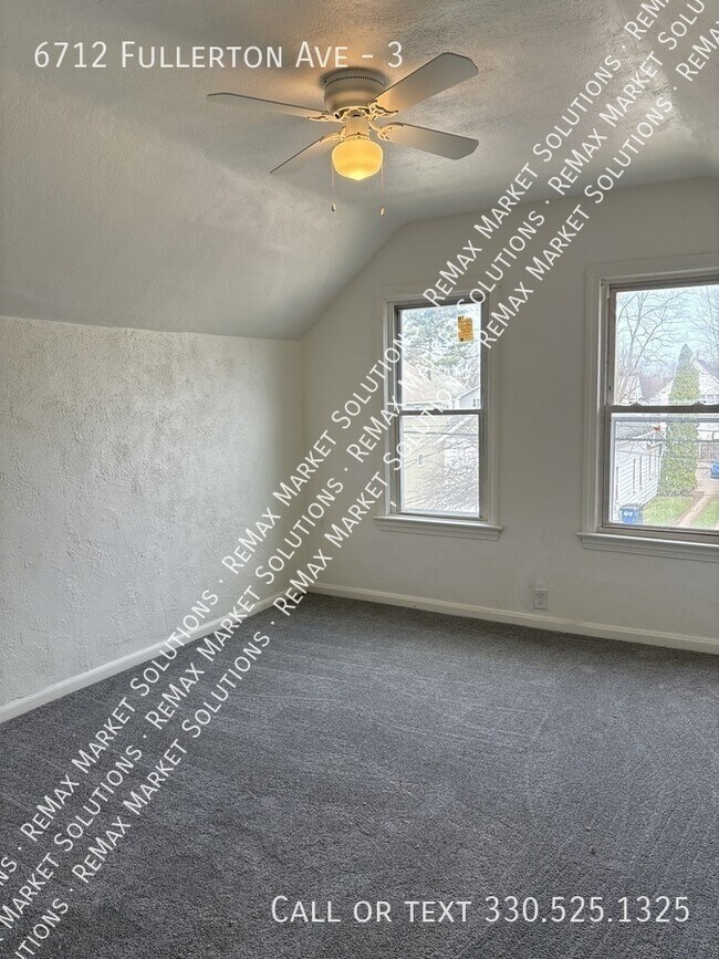 Building Photo - 6712 Fullerton Ave