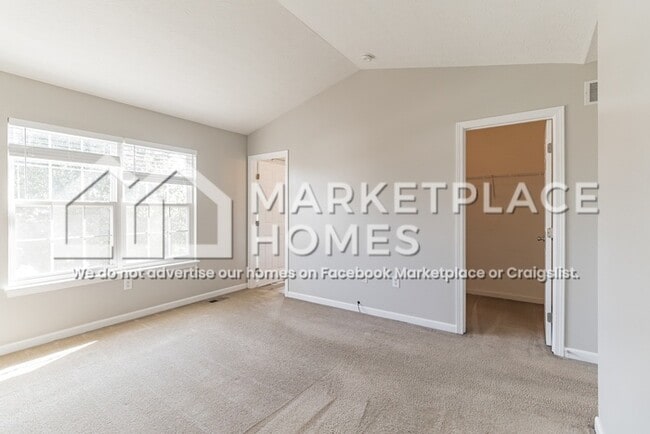 Building Photo - 3045 Republic Way