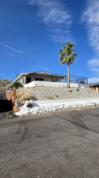 Building Photo - 67682 Tunitas Rd