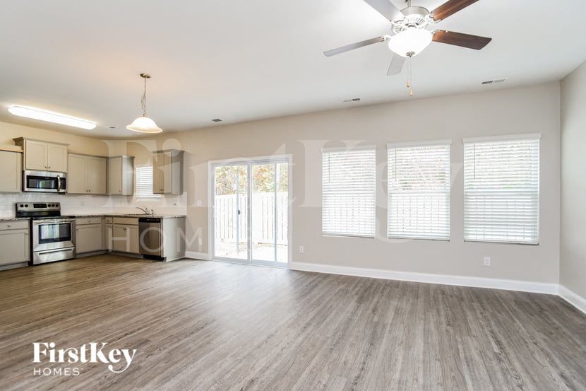 Building Photo - 9525 Blue Knoll Ct