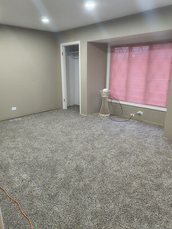 Building Photo - 1355 Blair Ln