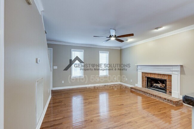 Building Photo - 1135 Wedgewood Dr