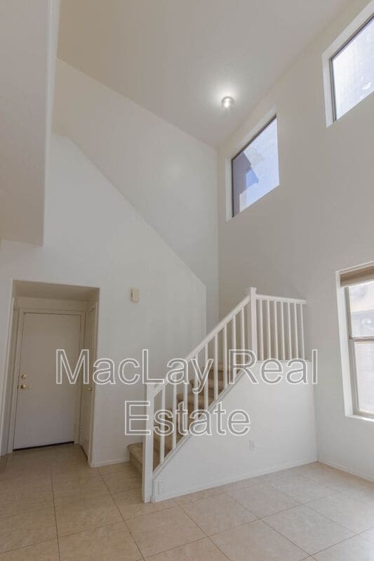 Building Photo - 16828 S Blue Ct