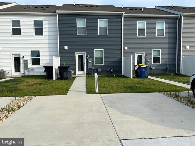 Building Photo - 105 Ridgley Blvd