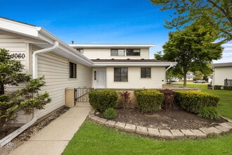 Building Photo - 1060 Matfield Ct