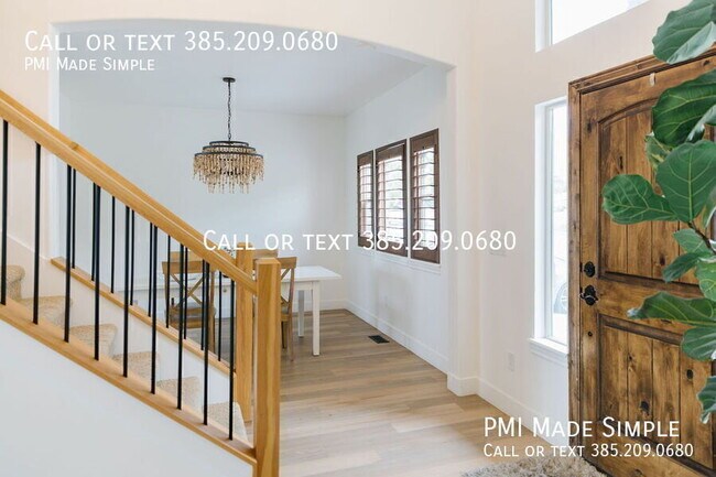 Building Photo - 1777 Crimson Oak Dr