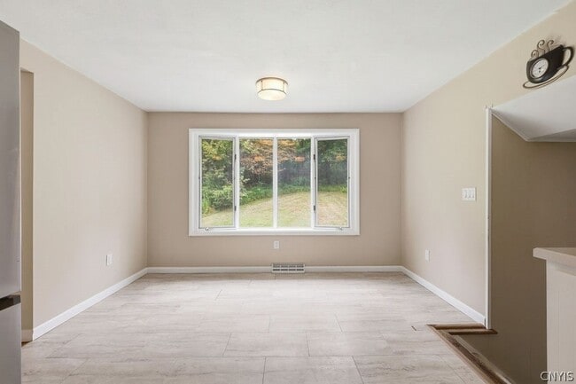 Building Photo - 115 Saybrook Ln