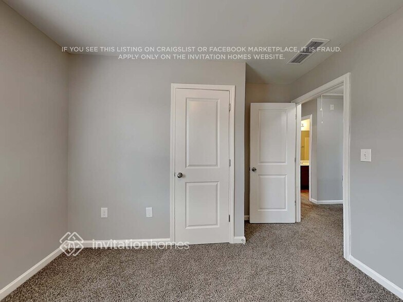 Building Photo - 123 Forrest Park Ln
