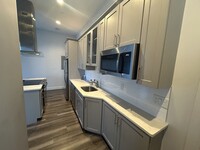 Building Photo - 189 Washington 3