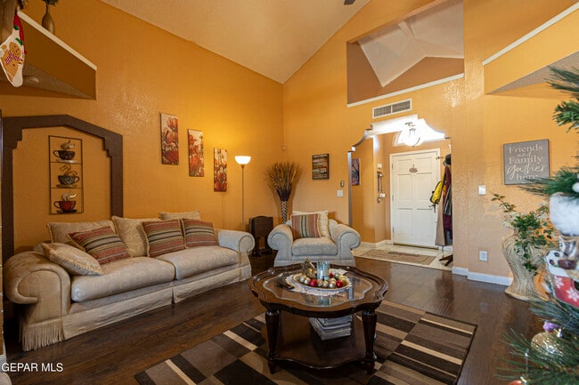 Building Photo - 1123 Night Hawk Dr