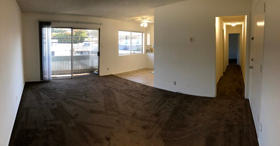 Building Photo - 10516 Eastborne Ave