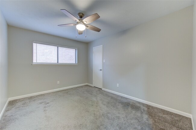 Building Photo - 3046 Wagon Trail Dr