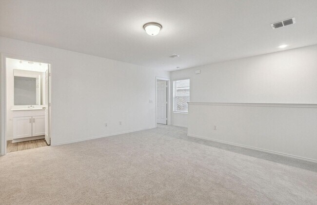 Building Photo - 820 Lake Fletcher Rd