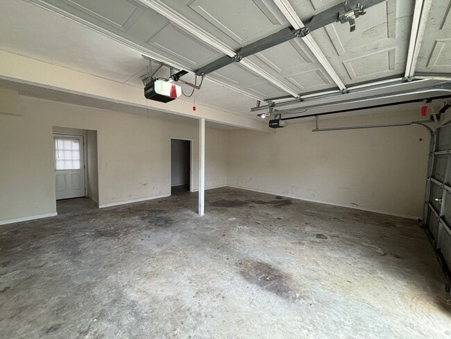 Building Photo - The Ideal Space to Balance Life, Work and Play.